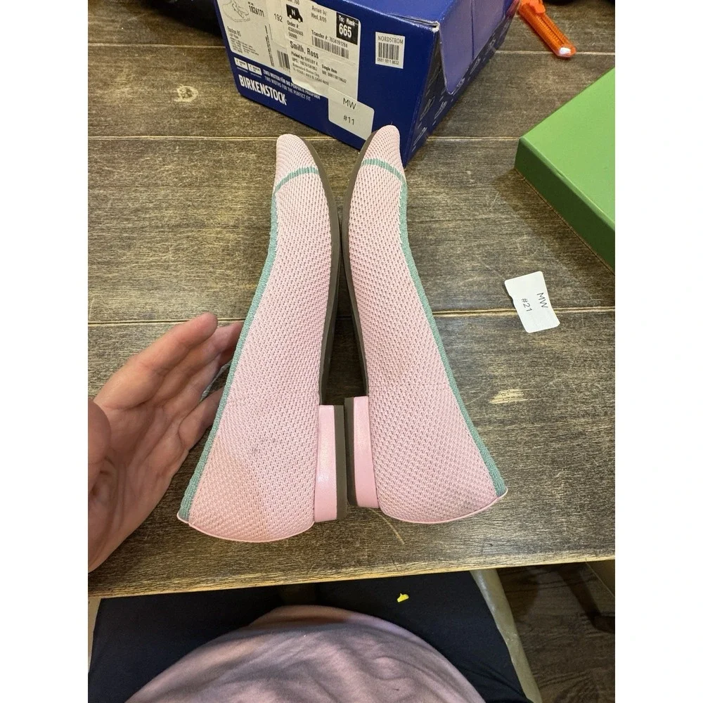 Vionic Pastel Pink Mesh Flat with Mint Trim - Picture 5 of 11